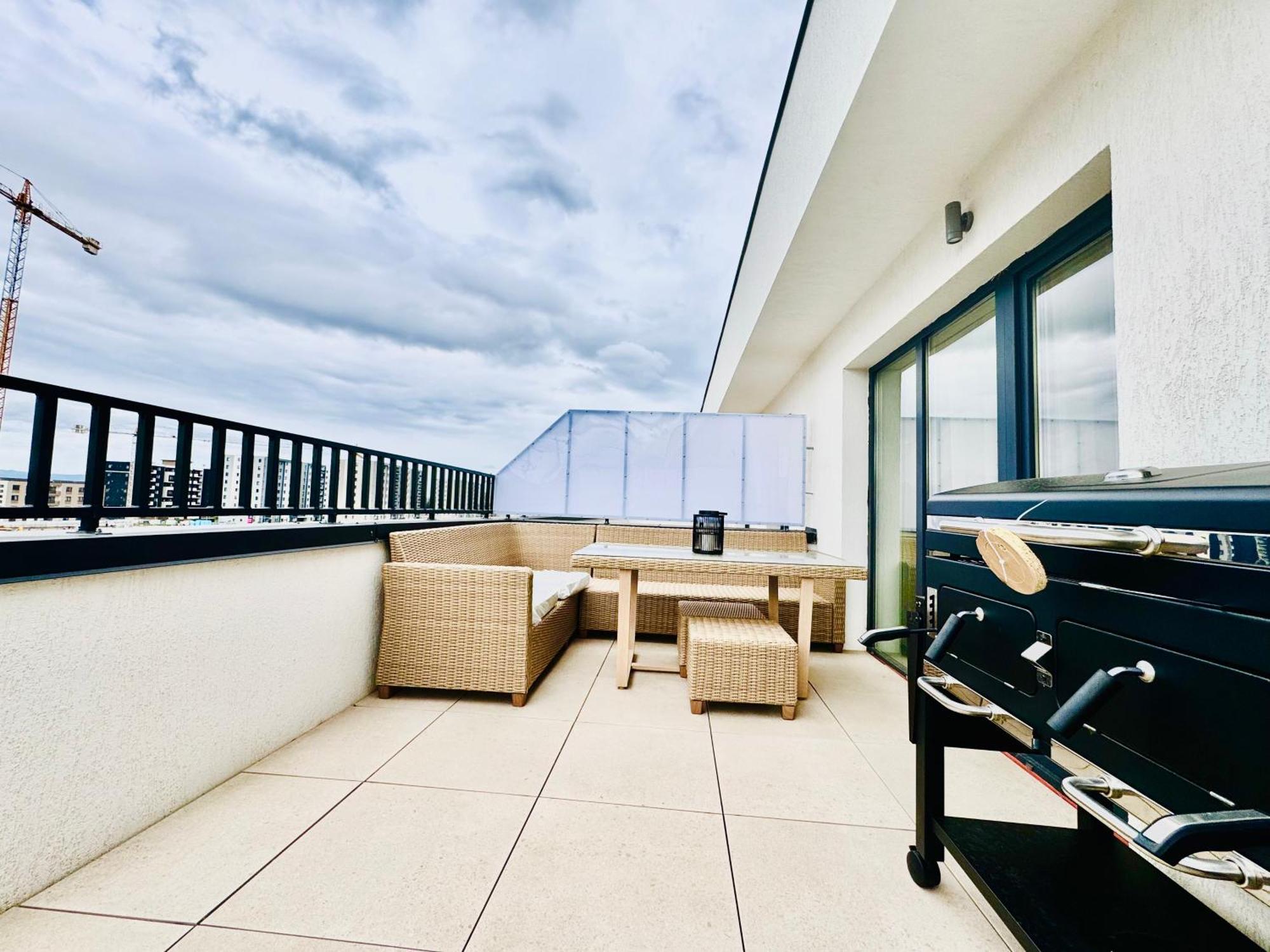 Apartment Luxury Sinuhe *